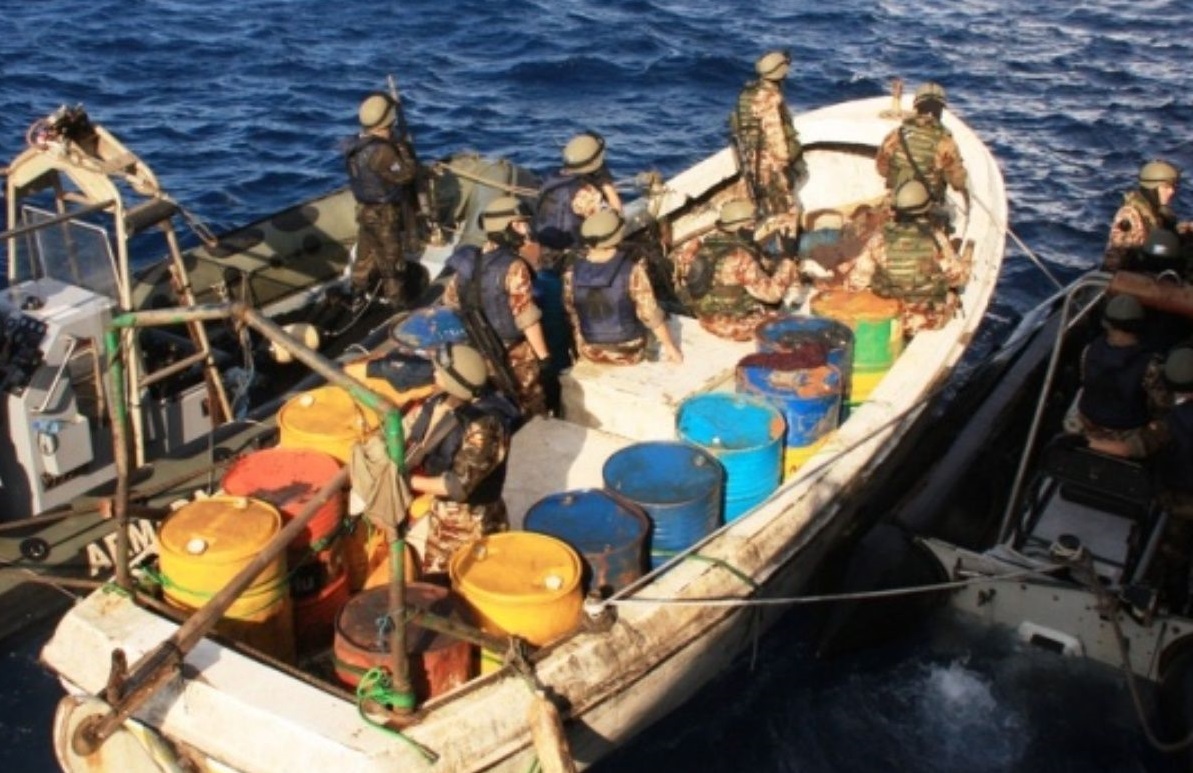 Asalto a barcos .jpg 423682103
