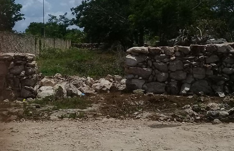Buctzotz calle funcionaria