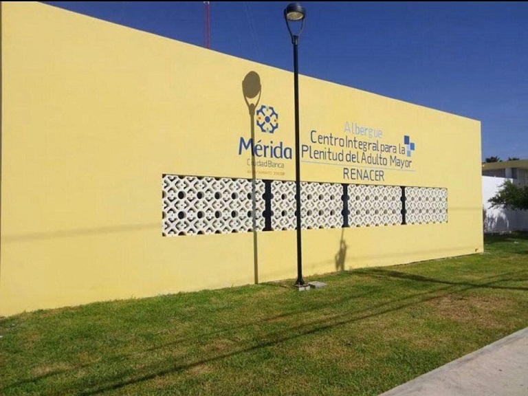 Centro de atenciÓn para adulto mayor mÉrida