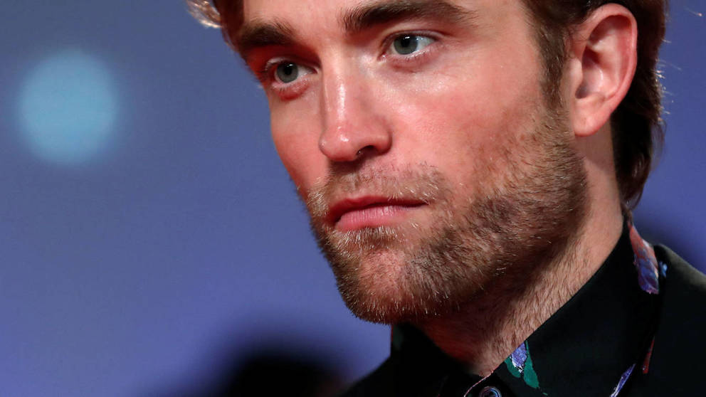 De vampiro a murcielago robert pattinson se perfila como el nuevo batman