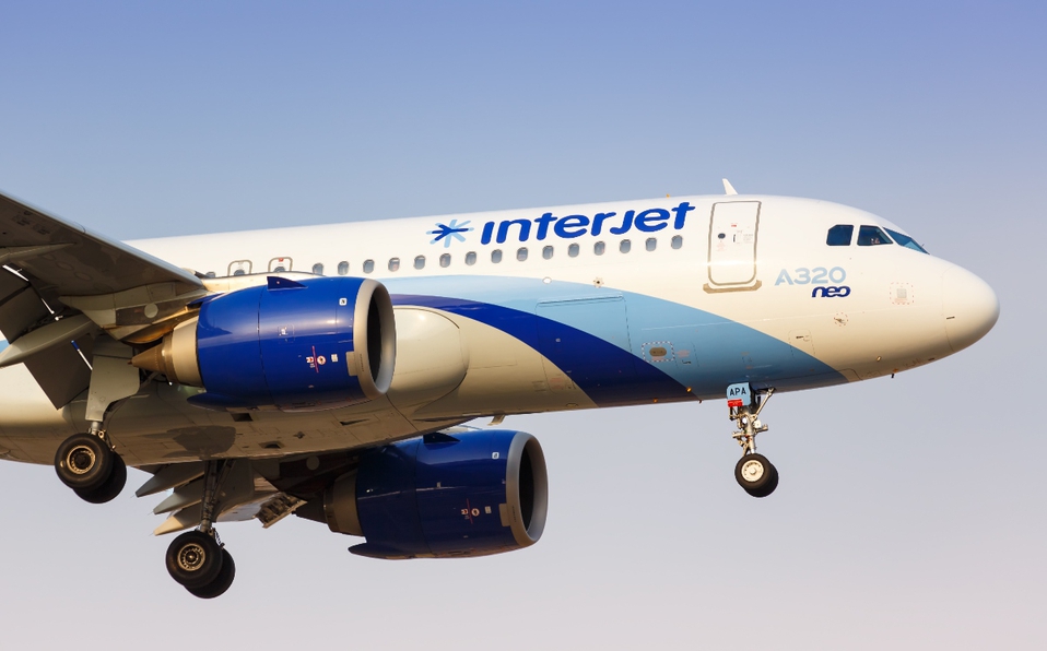 Canada suspende interjet licencia volar