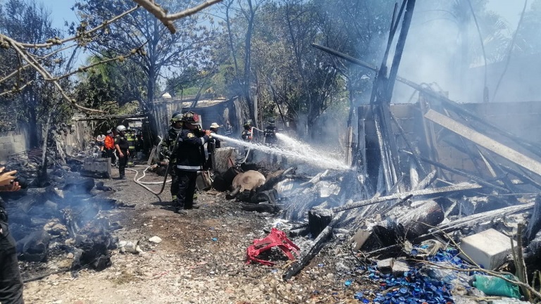 Incendio bodega chatarra 4