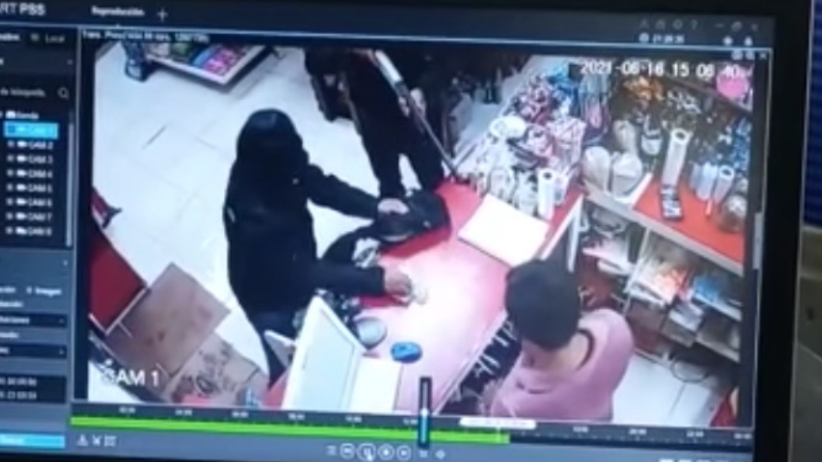 Asaltan tienda video.jpg 554688468