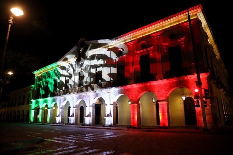 Palacio de gobierno mes patrio 