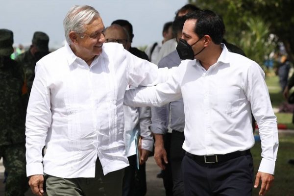 Regresa AMLO a Yucatán