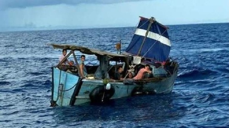 Rescatan cubanos