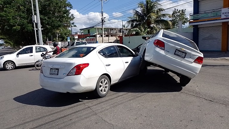 Versa y aveo avenida fidel velazquez 3