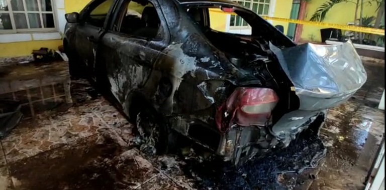 Portes gil incendio casa auto 2