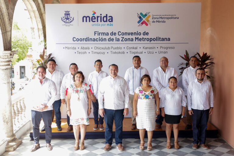 Firma convenio merida 3 scaled