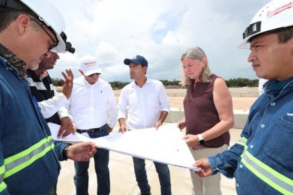 Más de mil 800 empleos generarán dos nuevas granjas avícolas en Peto