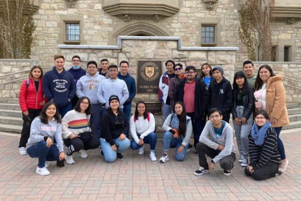 Becas para que estudiantes yucatecos aprendan inglés en EE.UU. y Canadá
