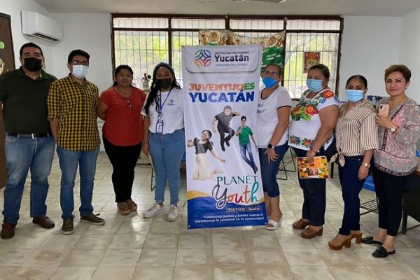 Docentes y directivos de escuelas se suman al programa Juventudes Yucatán