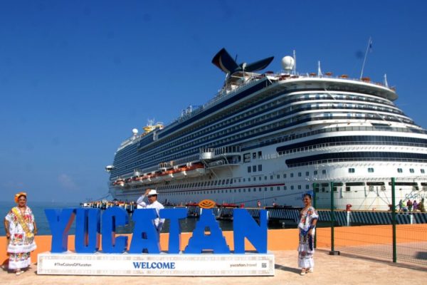 Arriba el primer crucero del año