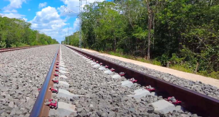 Tren maya vias
