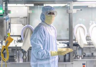 Especialista no descarta que el COVID-19 se hubiera fugado de un laboratorio