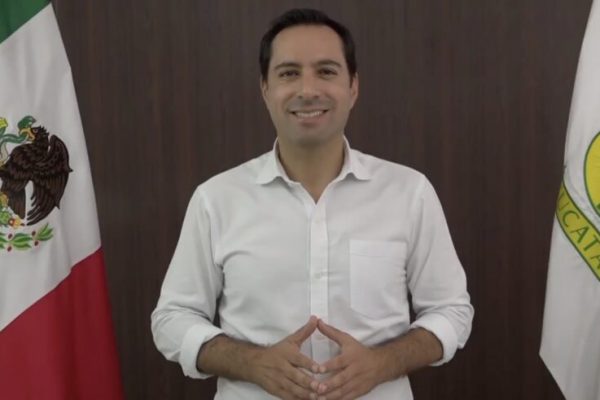 Le suben el sueldo a los ‘profes’ yucatecos