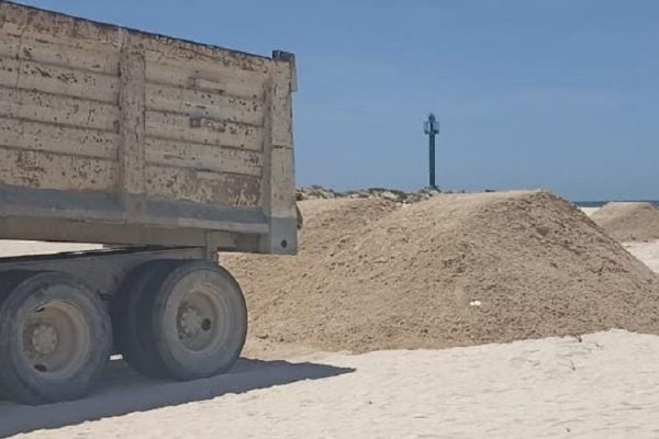 Saquean playas de Chuburná Puerto con el aval del alcalde Julián Zacarías
