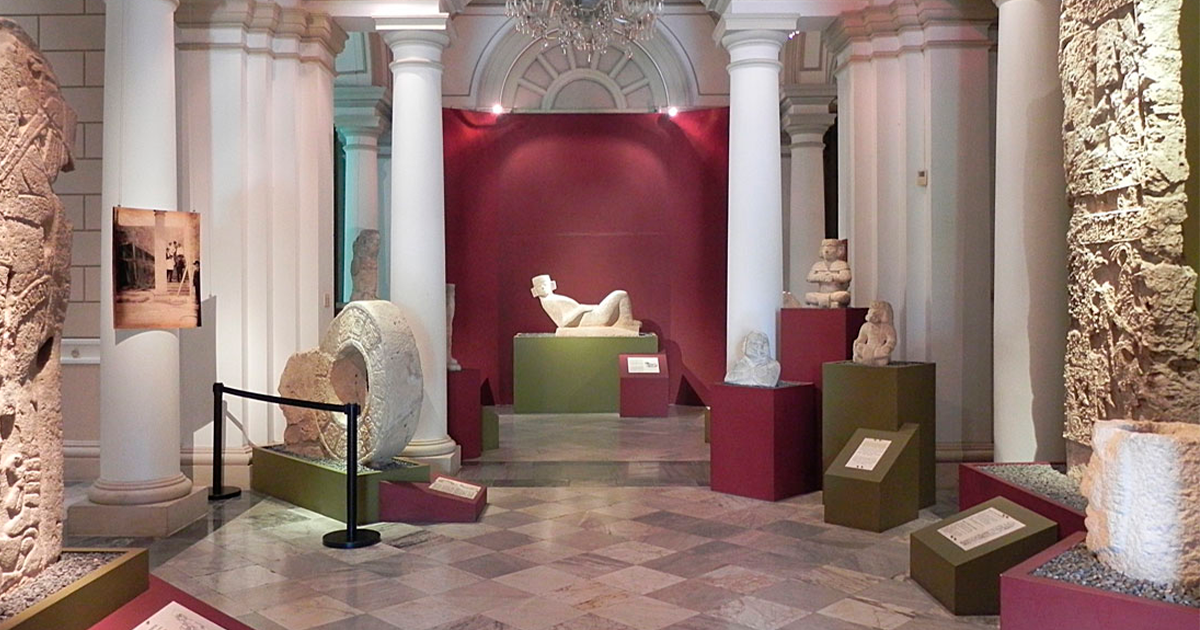 Palacio cantón room of the museum