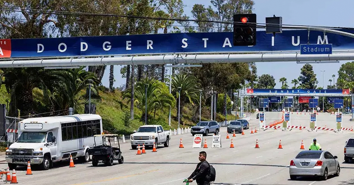 Dodger ice