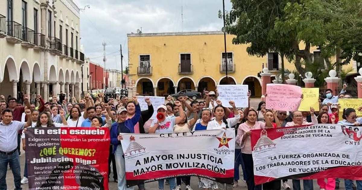Maestros CNTE